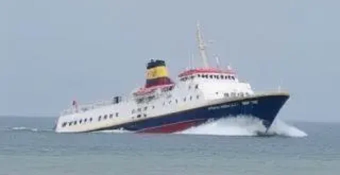 ferryboat encalha entre São Luís e Alcântara