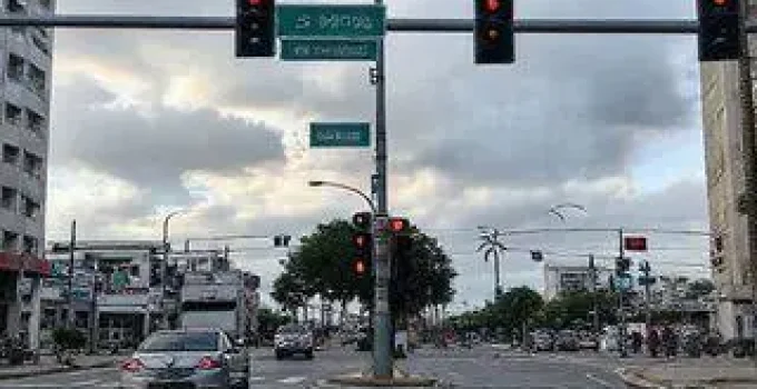trânsito Rua Oswaldo Cruz