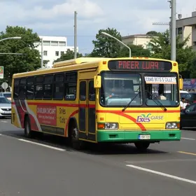ônibus do transporte semiurbano