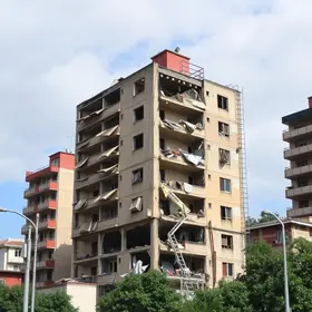 demolição de andares irregulares